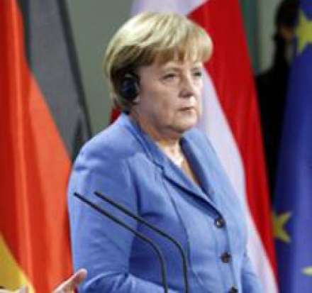 http://www.botasot.info/img/Merkel-Zgjidhjau.jpg