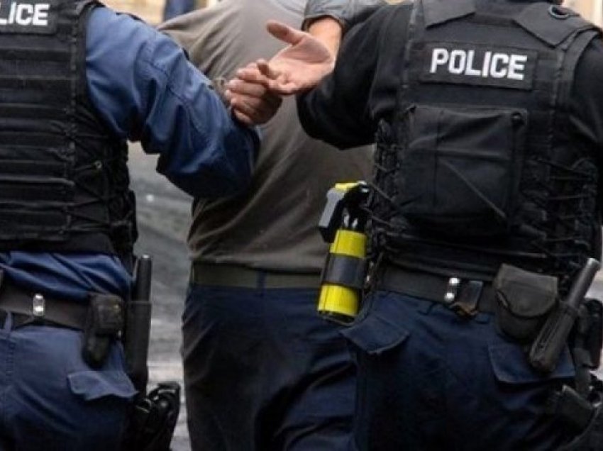Policia e Kosovës arreston super të kërkuarit në Prizren
