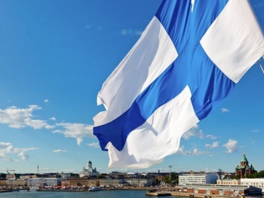 Finlanda mbyll baret, restorantet dhe shkollat për 3 javë 