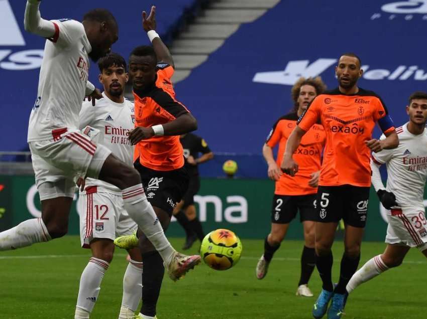 Zeneli nga minuta e 55-të, Reims pëson humbje nga Lyoni