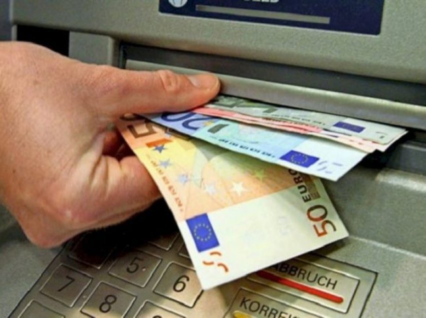 Prishtinë: Deponohen para të falsifikuara në bankë