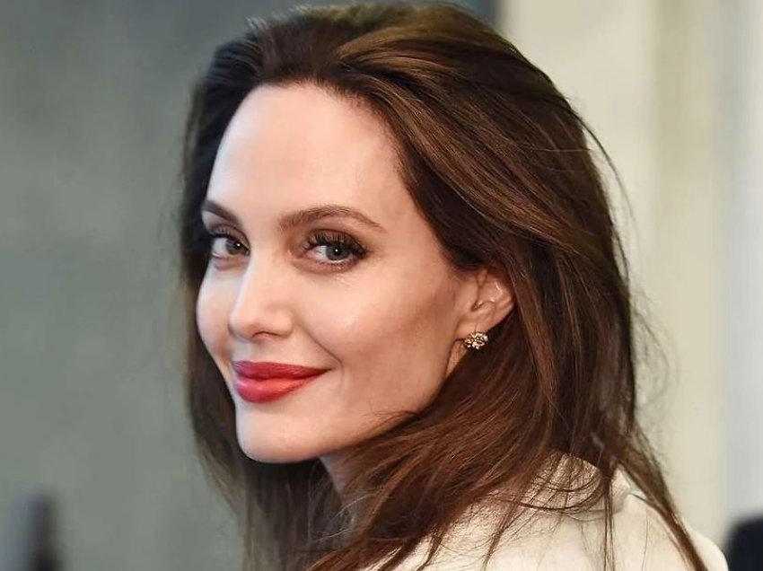 Angelina Jolie me të dashur të ri?