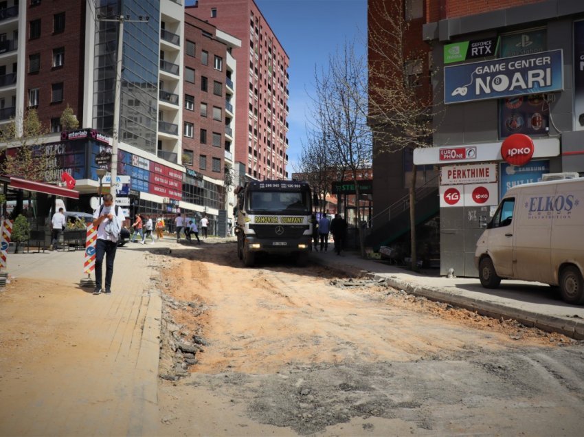 KEDS po bën me rrjet nëntokësor rrugën Muharrem Fejza në Prishtinë