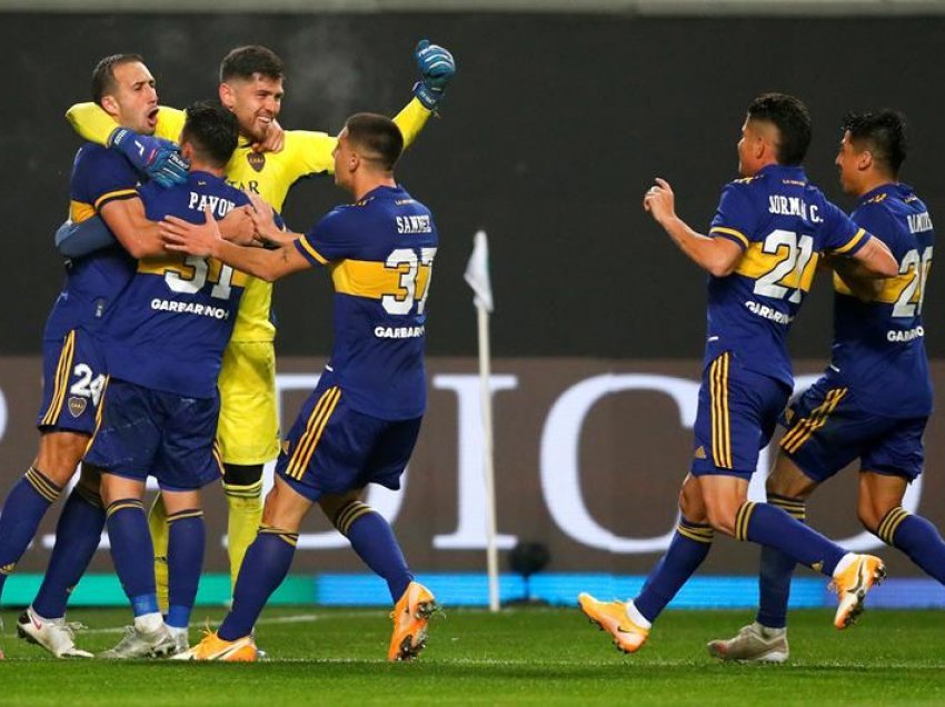 Boca Juniors gjunjëzon rivalin  e përjetshëm