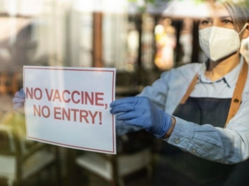 “Jo vaksinë, jo shërbim”, në Florida, mbyllen baret e restorantet për të pavaksinuarit