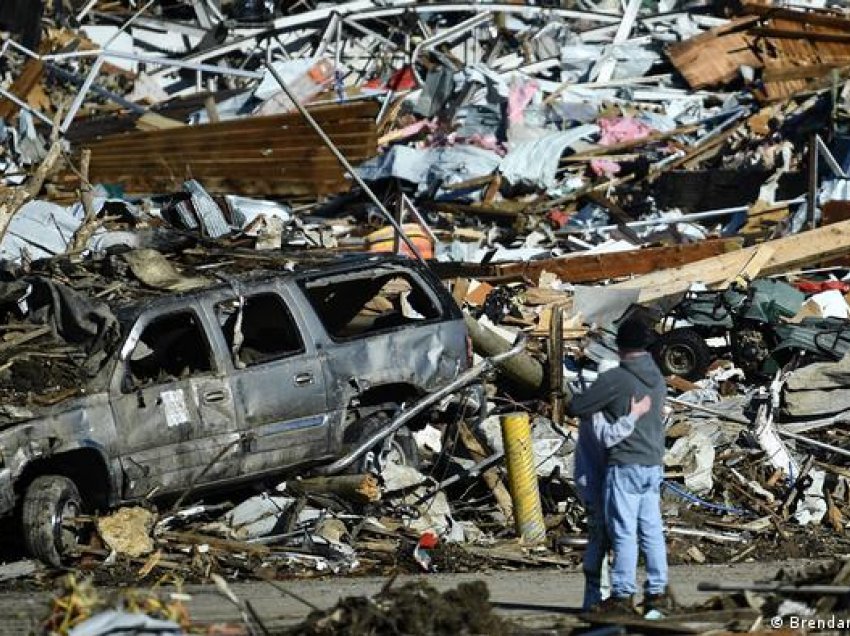 Tornadot në SHBA: Joe Biden shpall gjendjen e jashtëzakonshme në Kentaki
