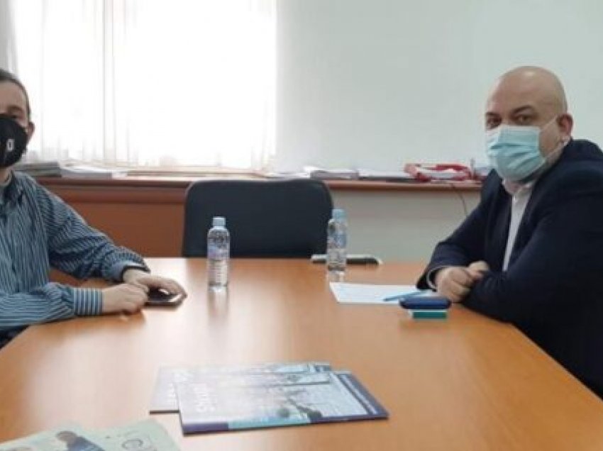 Çështja e maturës: Deputeti Rexhepi takon kryetarin e UNSHMT