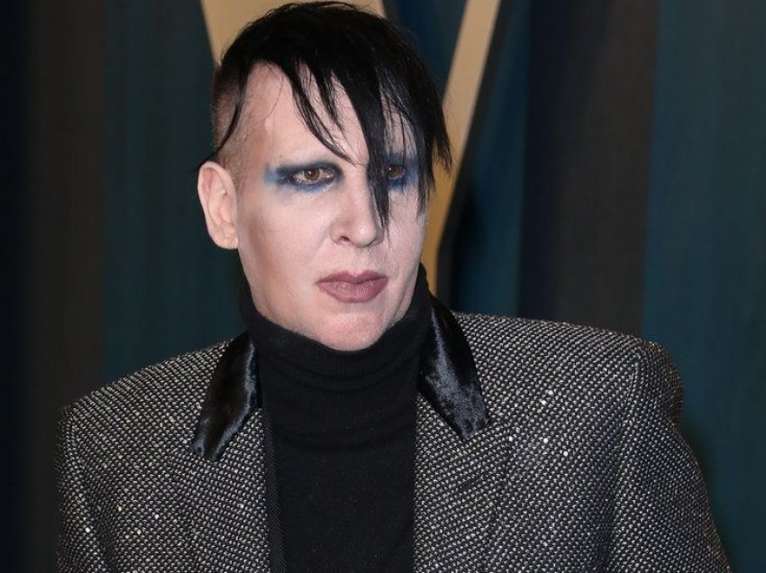Marilyn Manson largohet nga labeli pas akuzave për abuzim