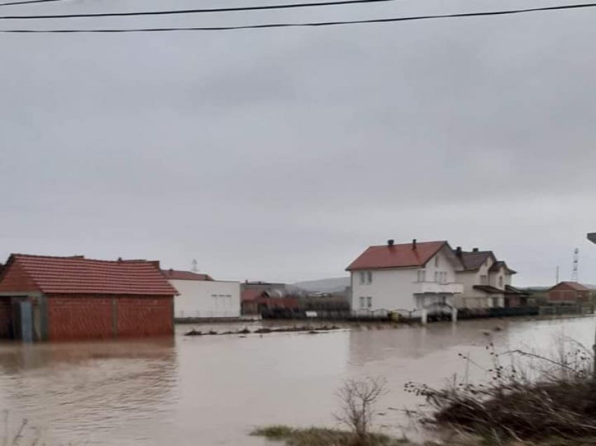 Komuna e Drenasit njofton qytetarët të kenë kujdes për shkak të reshjeve të shiut