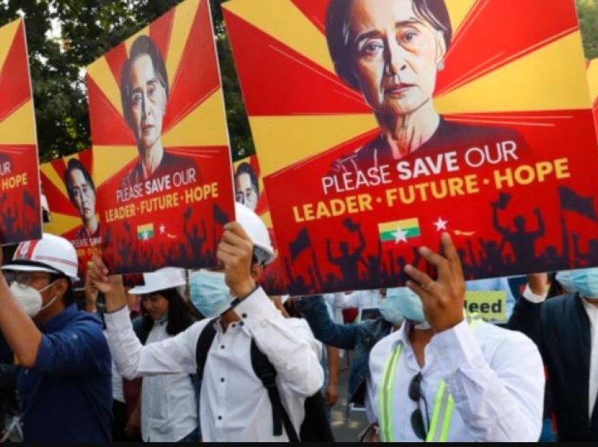 Revolucioni i një brezi të ri në Mianmar