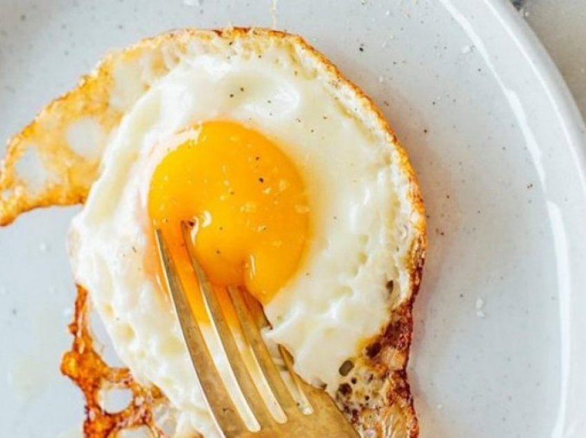 Një vezë në mengjes lufton disa sëmundje