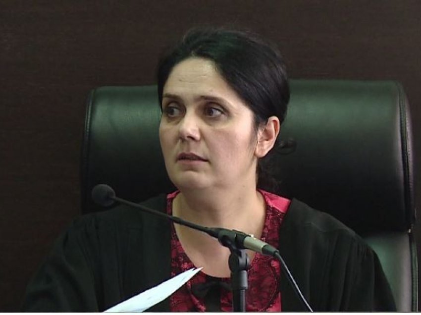 Liroi të dënuarit “VIP”, ILD nisi sot “marrjen në pyetje” të gjyqtares së Krujës
