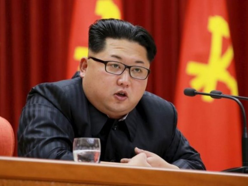 Kim Yong-un përjashton nga Byroja Politike… motrën?