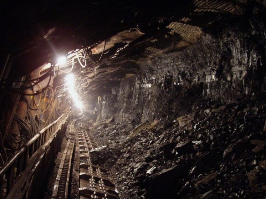 Sasi e madhe qymyri bie mbi ta, një minator i vdekur dhe katër të lënduar në një minierë në BeH
