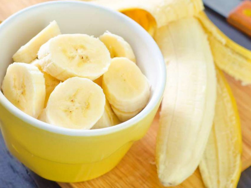 Të gjitha përfitimet që banania i sjell trupit