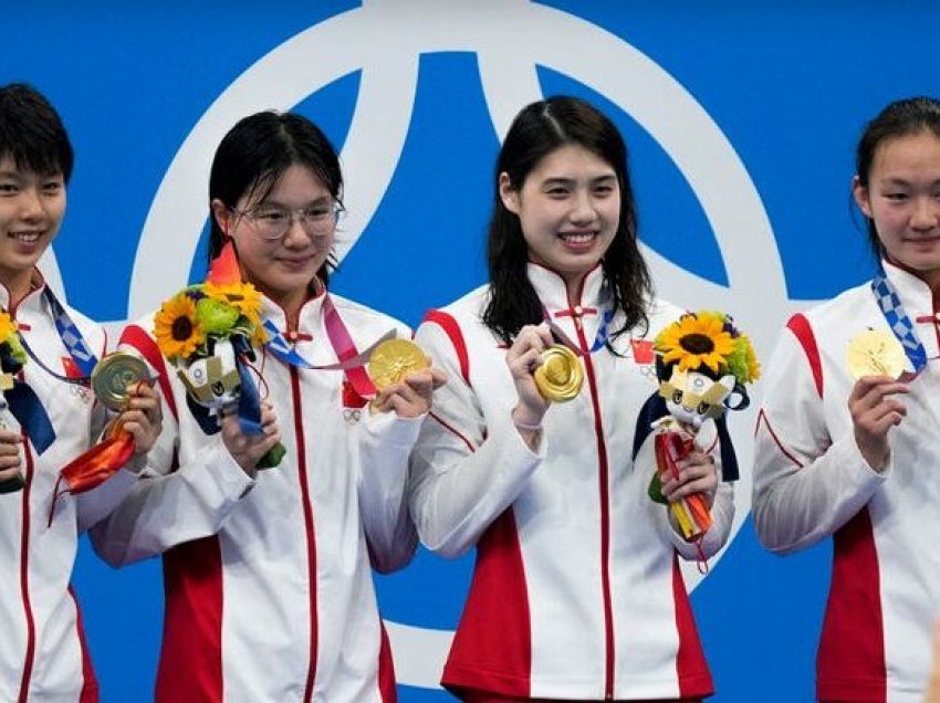Kina me medalje të artë dhe rekord të ri të botës