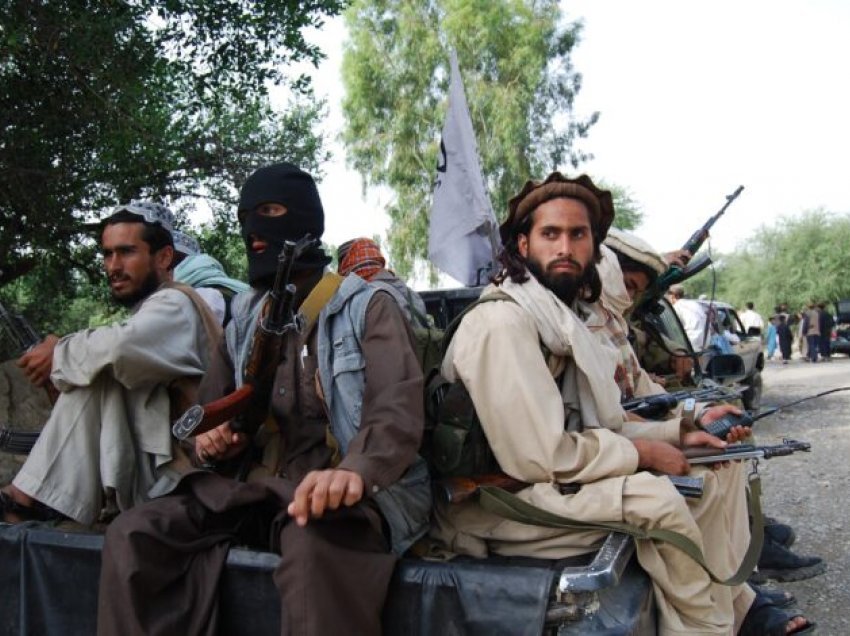 Avancimi i talibanëve, krizë për Qeverinë afgane