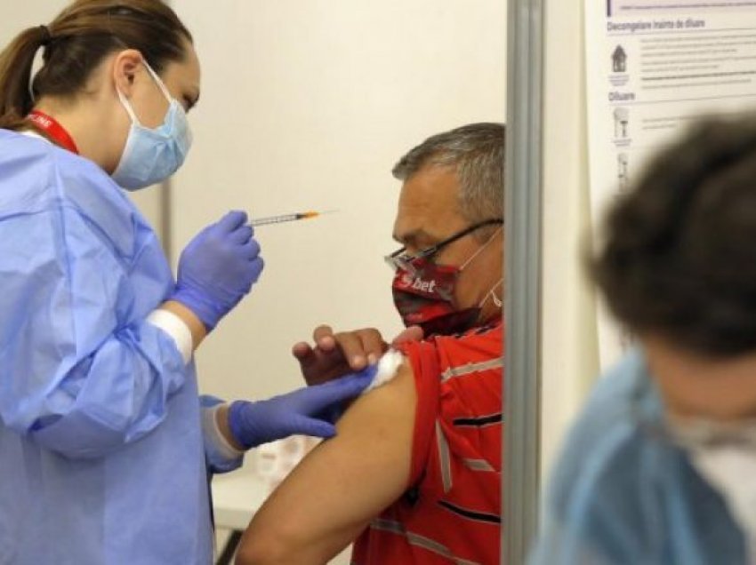 Dy javë para se t’iu skadojë afati Brazili merr tre milionë doza vaksinash 