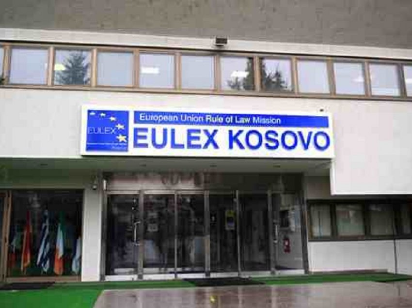 EULEX për herë të parë jep detaje: Ja në praninë e kujt iu dhanë Serbisë dosjet për krime lufte!