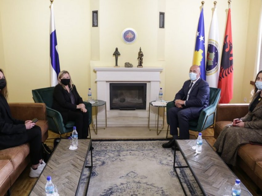 Haradinaj takon ambasadoren e Finlandës në Kosovë, flasin për bashkëpunimin mes dy vendëve