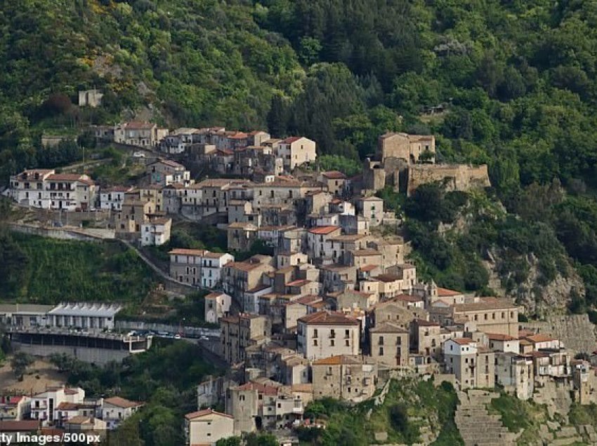 Zbulohet ku qëndron “hilja”/ E vërteta e fshatrave të shkretuara në Itali që shesin shtëpitë për 1 euro