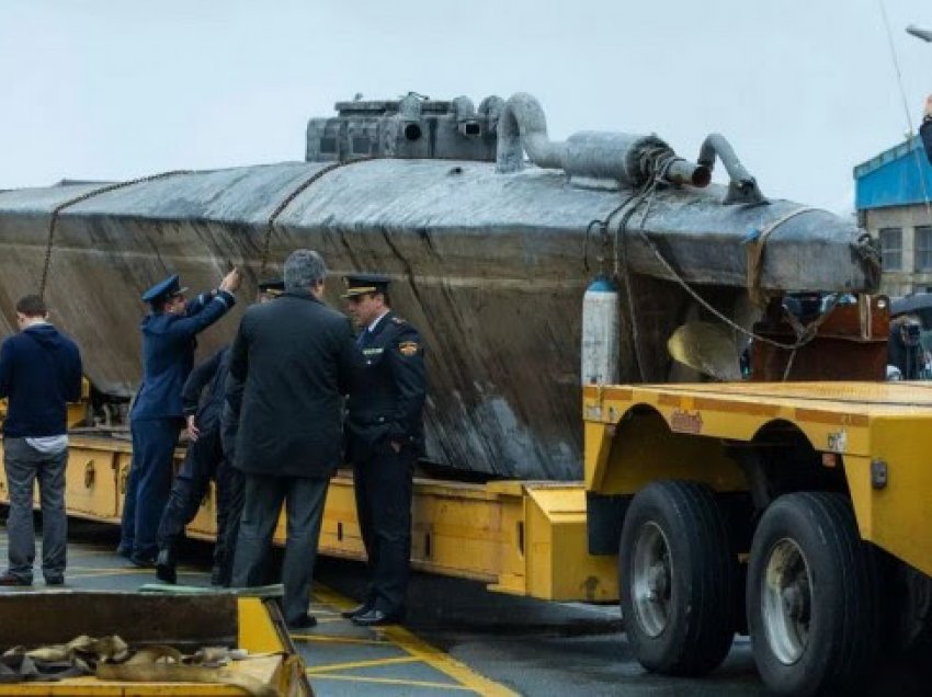​Policia spanjolle kap narko-nëndetësen artizanale të trafikantëve