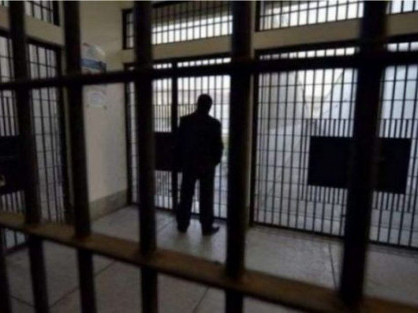 Covid prek burgun e Vlorës, 14 të infektuar