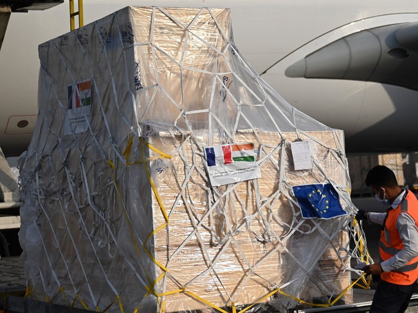 Ndihmat mjekësore franceze nisen për në Indi