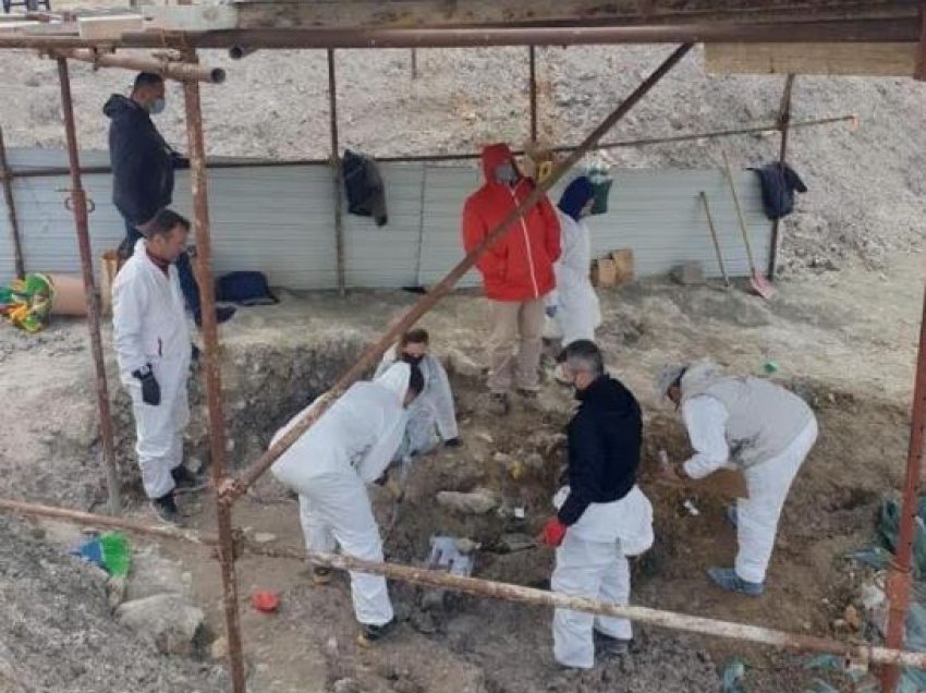 Qeveria: Vazhdojnë gërmimet në varrezën masive në Kizhevak 