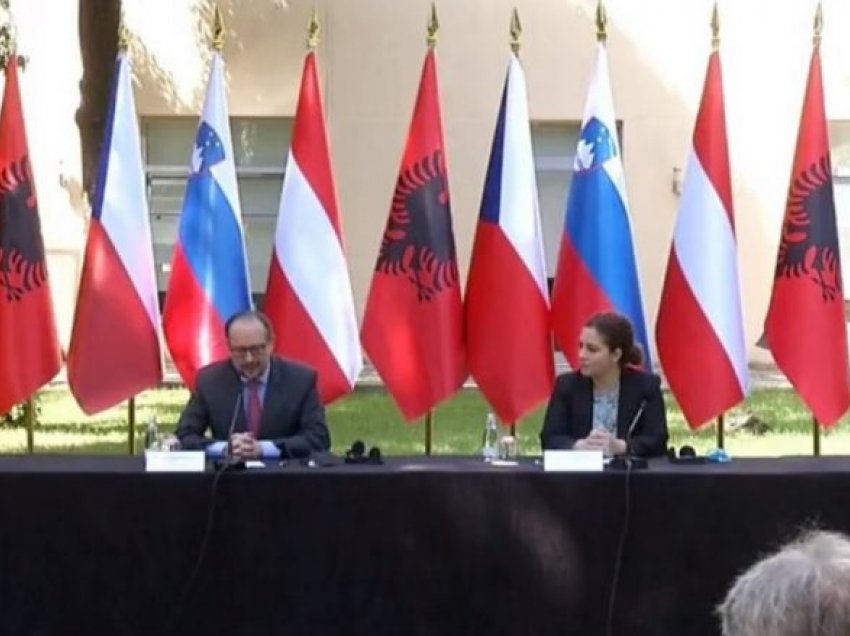 Tre ministrat e jashtëm të BE-së në Tiranë: Shqipëria gati të çelë negociatat në qershor, s’ka arsye për vonesa