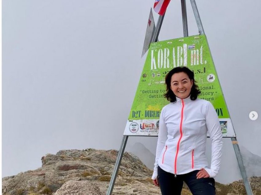 Surprizon Yuri Kim, ngjit malin e Korabit dhe jep mesazhin e rëndësishëm