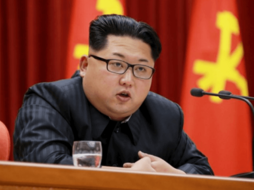 Koreja e Veriut hedh dy raketa balistike, thotë Jugu
