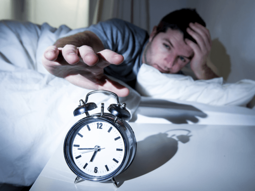Ja se çfarë do të ndryshojë në jetën tuaj nëse zgjoheni një orë më herët