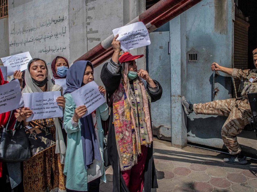 Talebanët akuzohen për shkatërrimin e të drejtave të njeriut në Afganistan