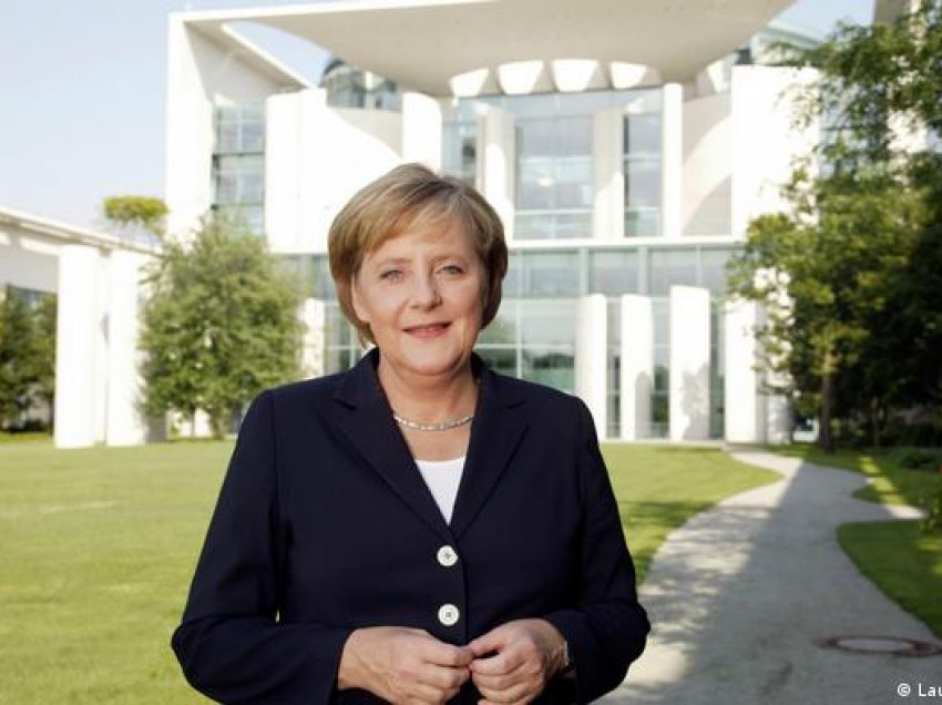 Sondazhi: Kancelarja Angela Merkel në largim e vlerësuar nga të gjithë