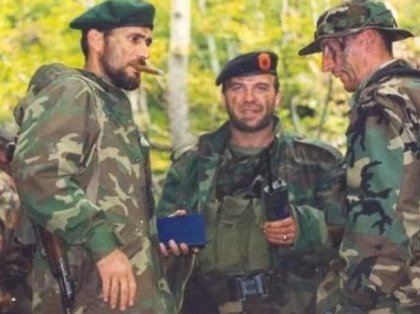 Bashkëluftëtari i Agim Ramadanit rrëfen se si komandat Katana ua futi tmerrin ushtrisë serbe para 23 viteve