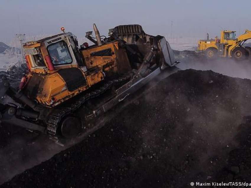 Ndalimi i importit të qymyrit rus nga BE-ja do të fillojë në gusht