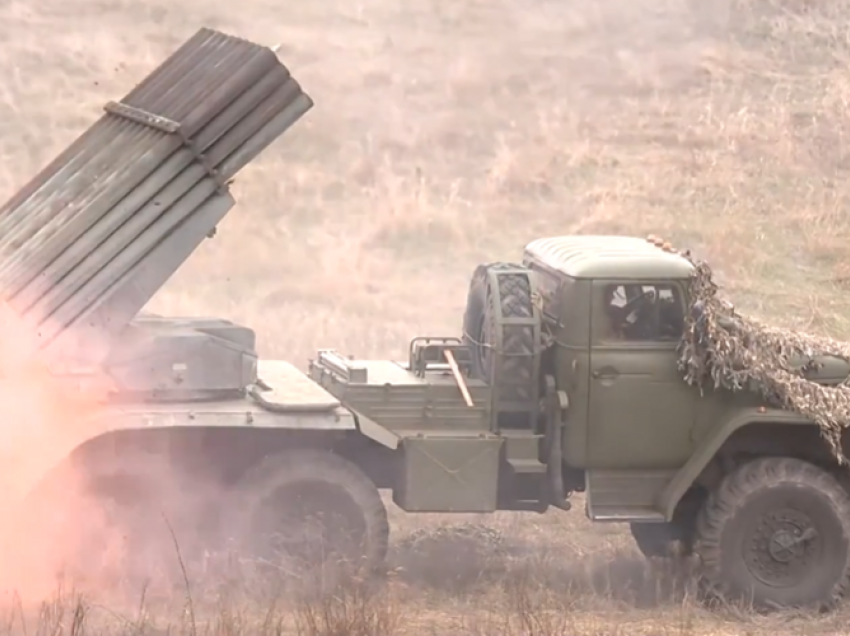 Raketat e moçme i ndihmojnë Ukrainës kundër Rusisë