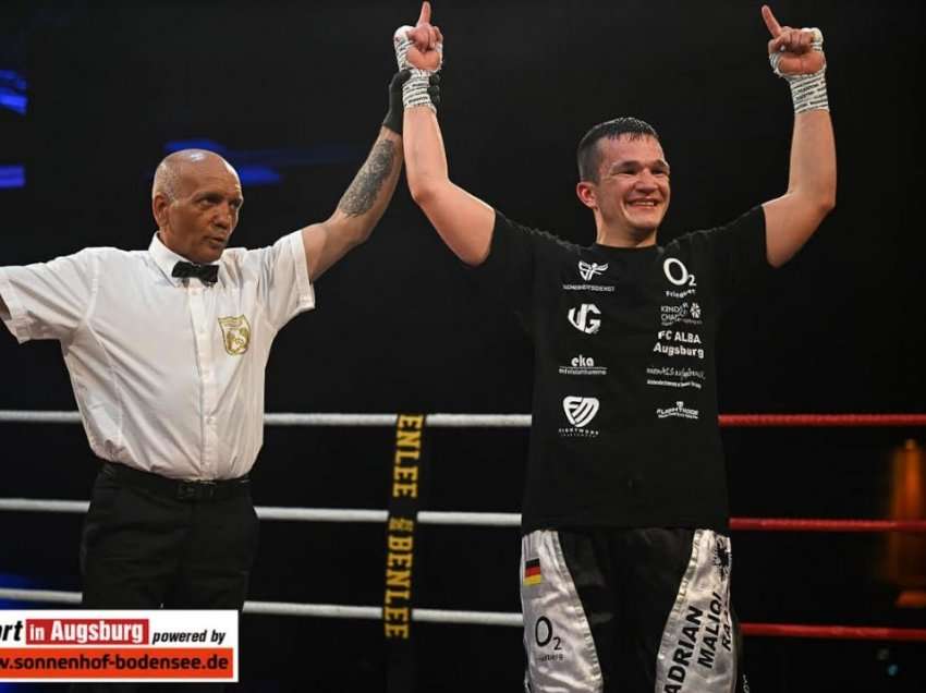 Boksieri mitrovicas Adrian Maliqi Ratz rikthehet në ring me fitore ndaj serbit të BeH Dragan Dragojeviç