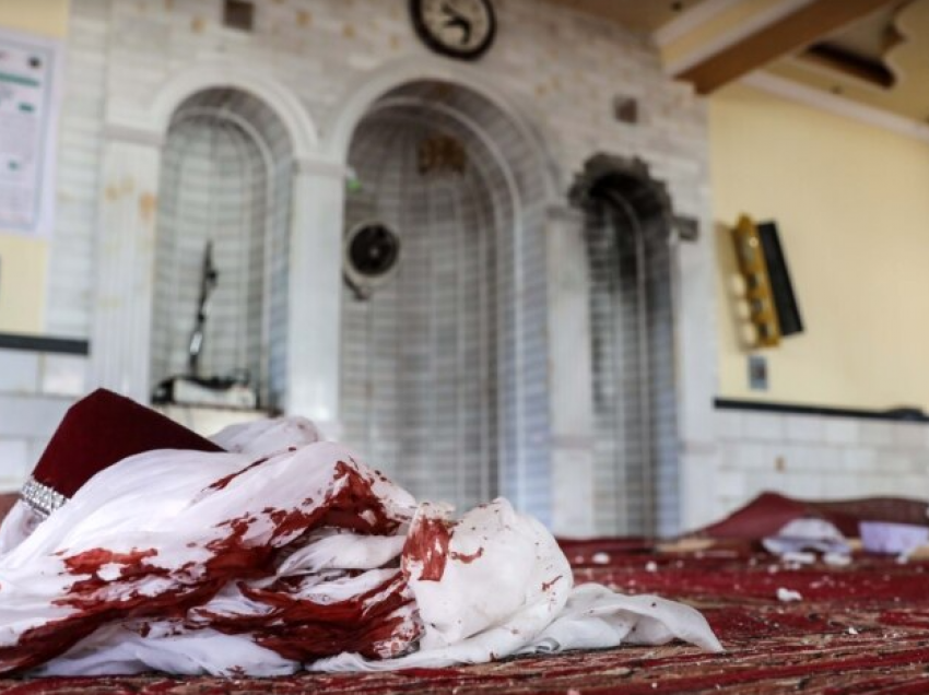 Shpërthim i fuqishëm në një xhami në Kabul, raportohet për viktima