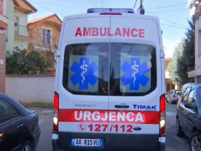 Humb jetën turisti italian në Sarandë, dyshohet pësoi arrest kardiak