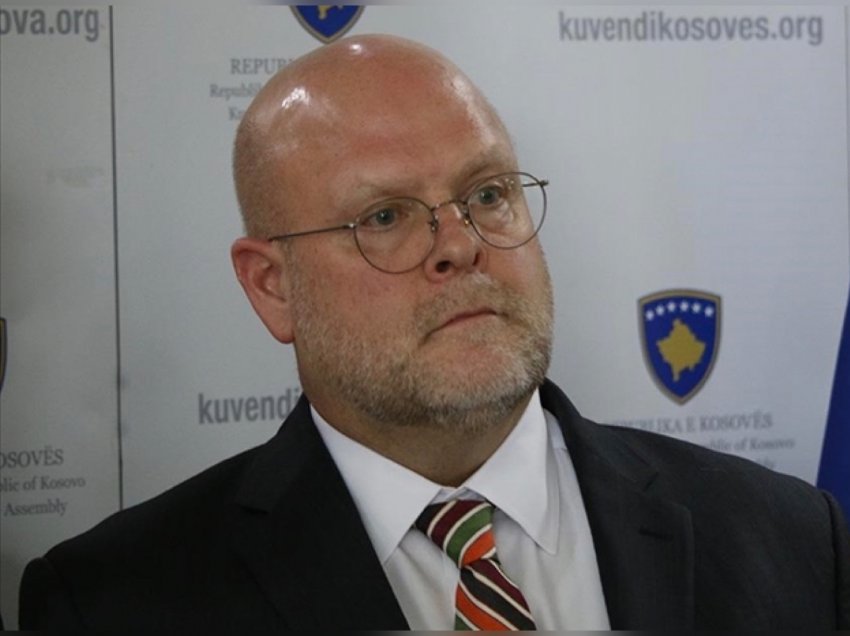 Sulmet mbi EULEX-in dhe Policinë e Kosovës, reagon ambasadori amerikan