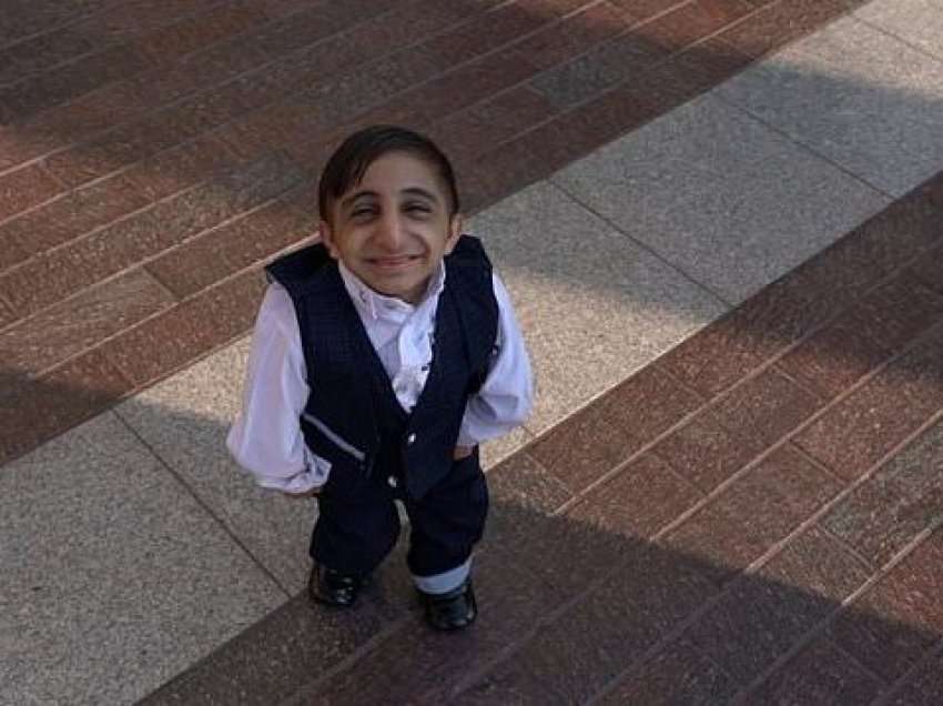 20-vjeçari nga Irani, zyrtarisht njeriu më i shkurtër në botë