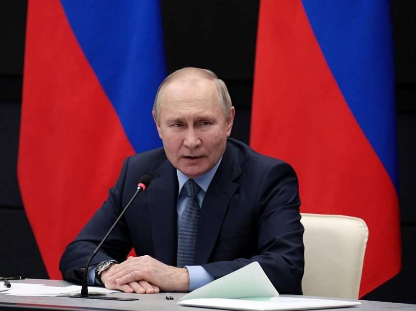 Putin akuzon Perëndimin se po përpiqet të copëtojë Rusinë
