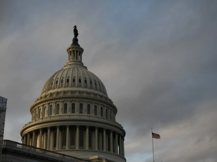 Kongresi amerikan përballë afatit për miratimin e buxhetit