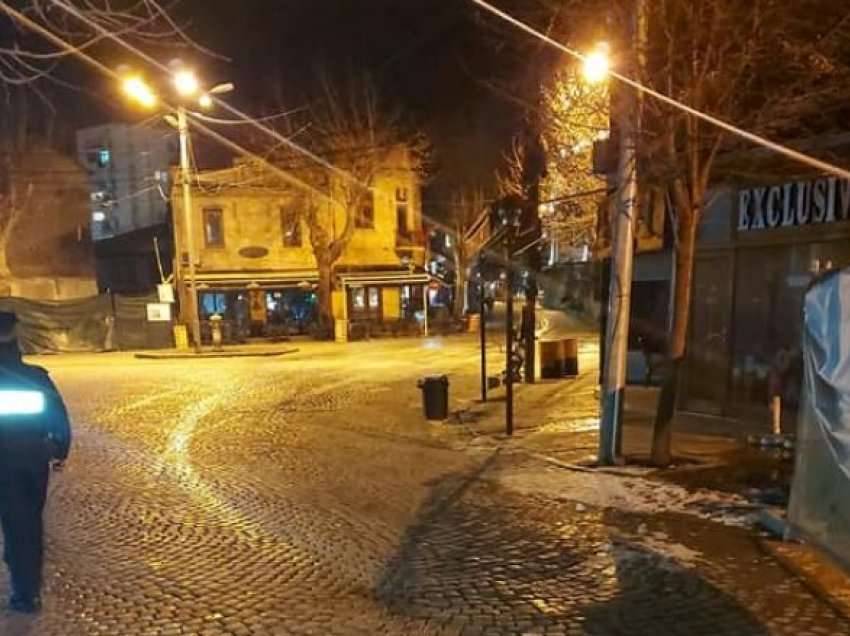 Dënohen me nga 200 euro pronarët e dy lokaleve në Prizren, nuk respektuan masat e vendosura nga Qeveria