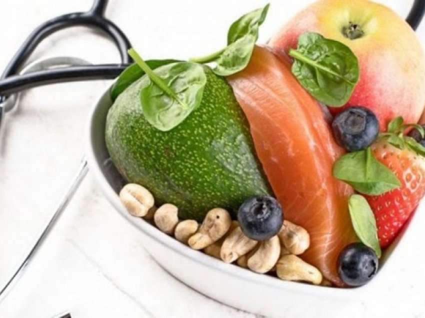 Katër frutat që e luftojnë kolesterolin e keq