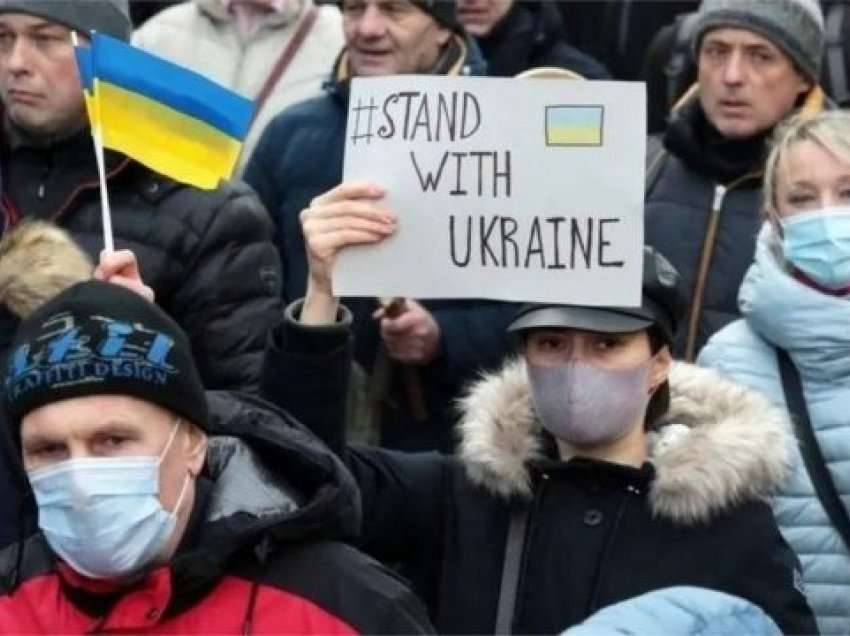 Amerikanët refuzojnë të largohen nga Ukraina: Kjo është shtëpia jonë