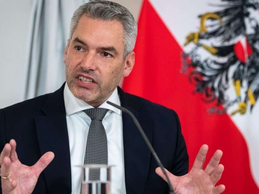 Kancelari austriak rezulton pozitiv me koronavirus