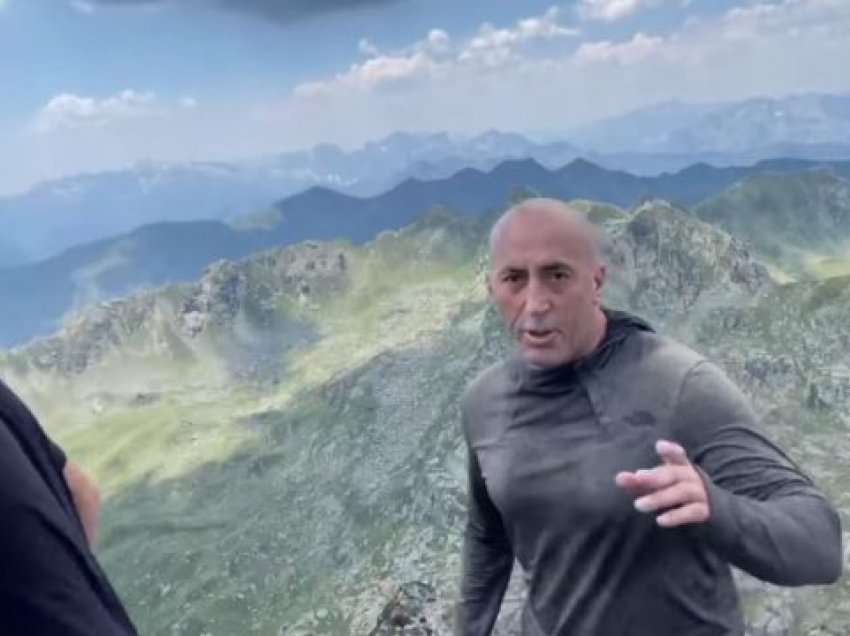 Ramush Haradinaj ngjitet në majën e Gjeravicës